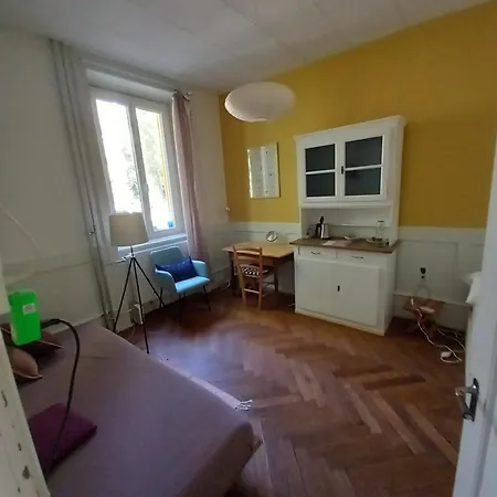 Bed & Breakfast Petite An Der Schuess *