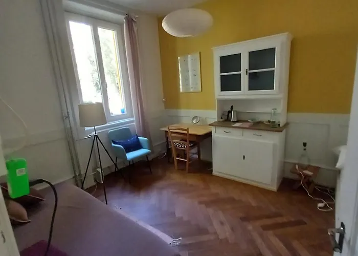 Bed & Breakfast Petite An Der Schuess *